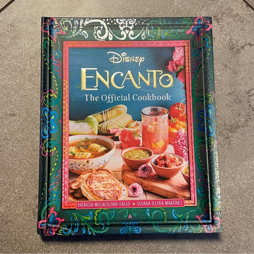 Disney Encanto Official Cookbook